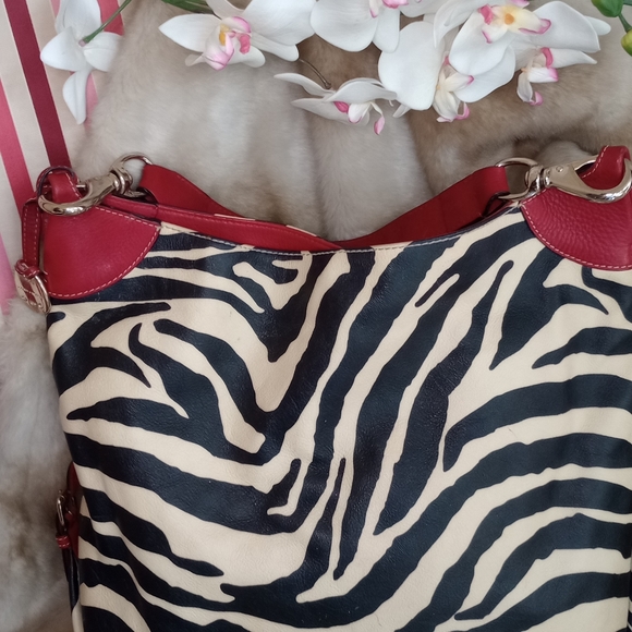 Vintage DOONEY BOURKE Black & White Leather Zebra Stripe Shoulder Bag - Picture 6 of 16